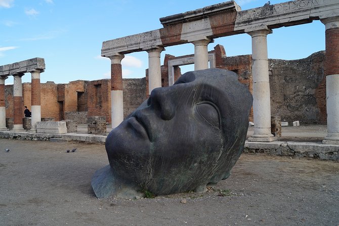 Pompeii Guided Tour & Horse Riding on Vesuvius with Lunch - Vesuvius Winery Lunch and Wine Tasting With Local Flavors