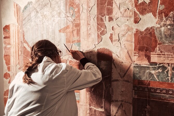 Pompeii Private Tour with an Archaeologist and Skip The Line - 3 hours - Theaters first: Odeon and Teatro Grande