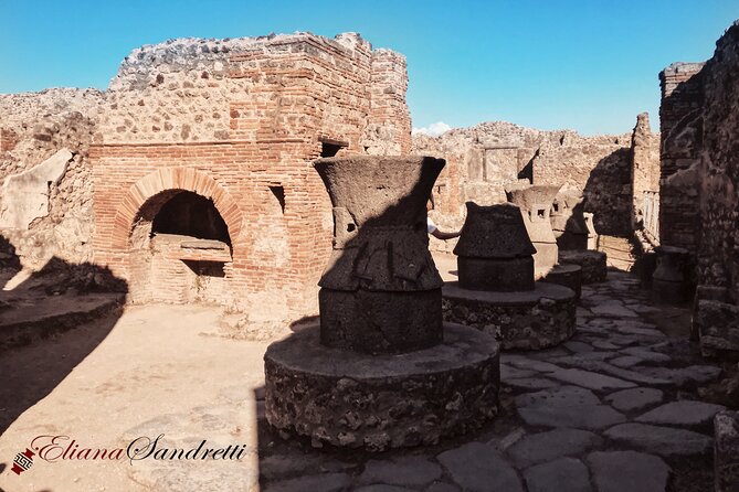 Pompeii Private Tour with an Archaeologist and Skip The Line - Timing Tips: When You’ll Feel the Ruins More Comfortably