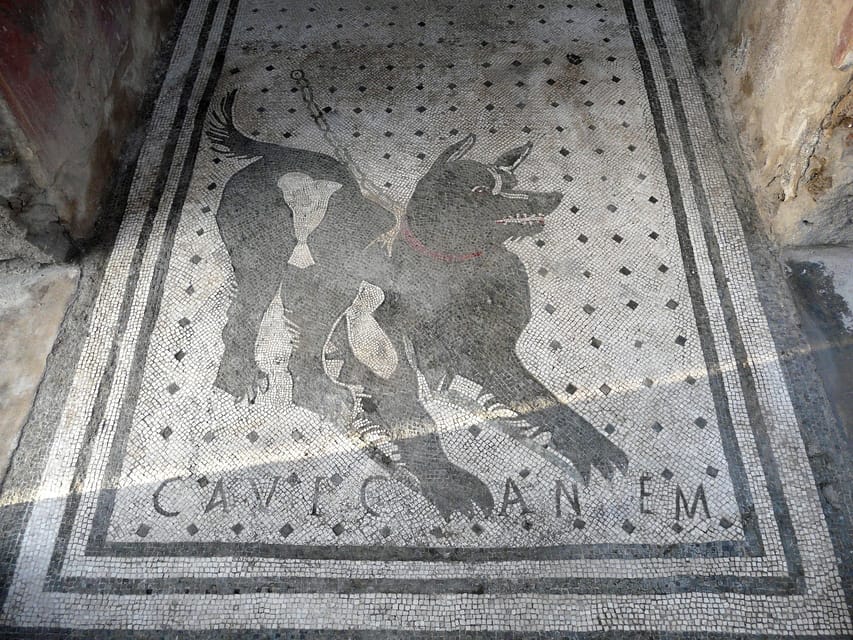 Pompeii: Skip-the-Line Entry & Audioguide - Finding the Meeting Point by the IBT Center