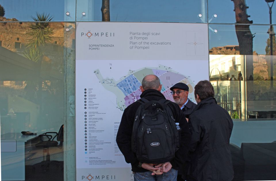 Pompeii: Skip-the-Line Tickets and Tour with Archaeologist - Meeting at Coffee Shop Vittoria and starting fast at Porta Marina Inferiore