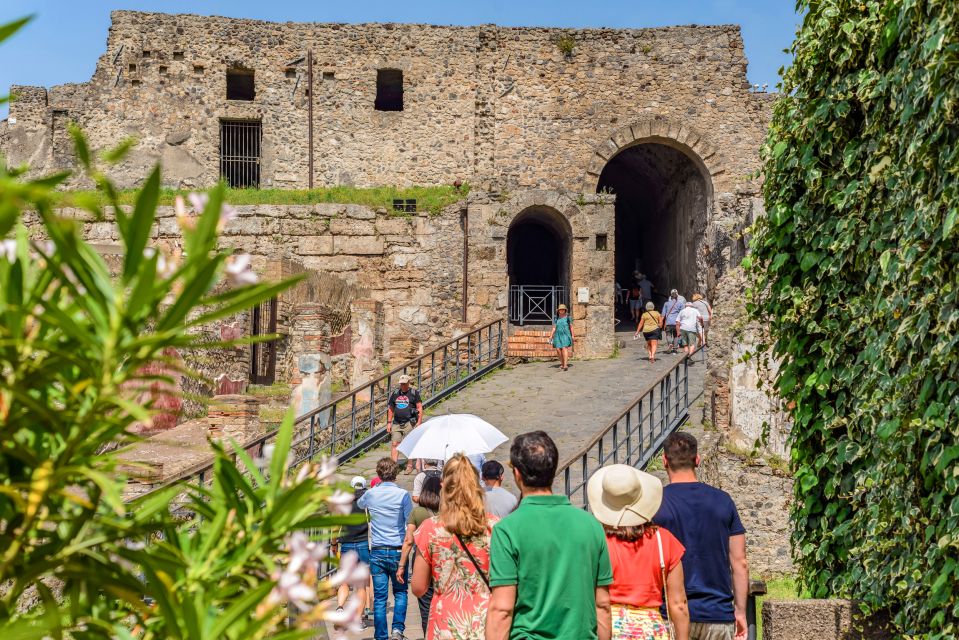 Pompeii: Small Group Tour with an Archaeologist - The Lupanar: why the brothel is famous (and what to expect)