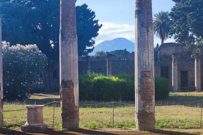 Pompeii: Tour with Archaeologist Guide & Skip-the-Line Entry - Skip-the-line with Pompeii Express: what your time is really buying