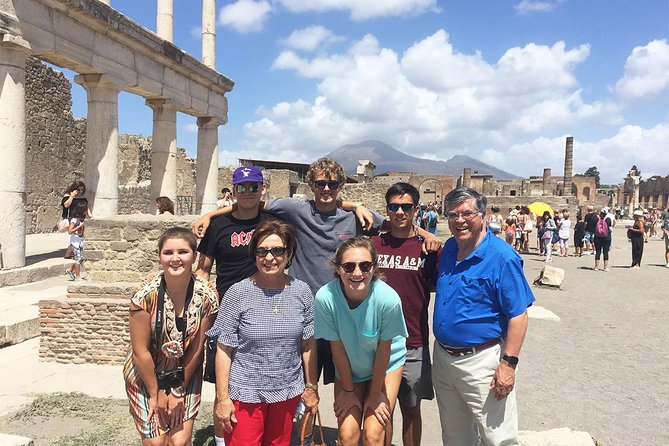 Skip the Line Guided Tour of Pompeii led by an Archaeologist - Via dell’Abbondanza: the main street you learn to read
