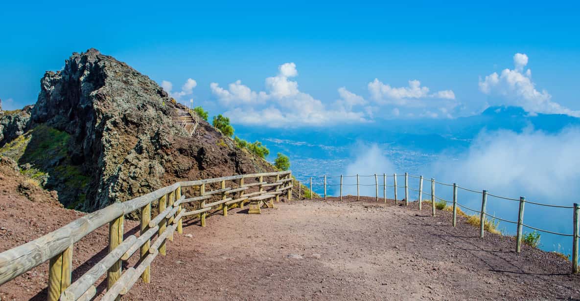 Vesuvius National Park Skip-The-Line Ticket and Audio Guide - What makes Vesuvius unforgettable: views and the volcano story